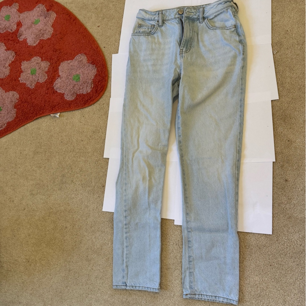 Pacsun Women’s Mom Jean Light wash